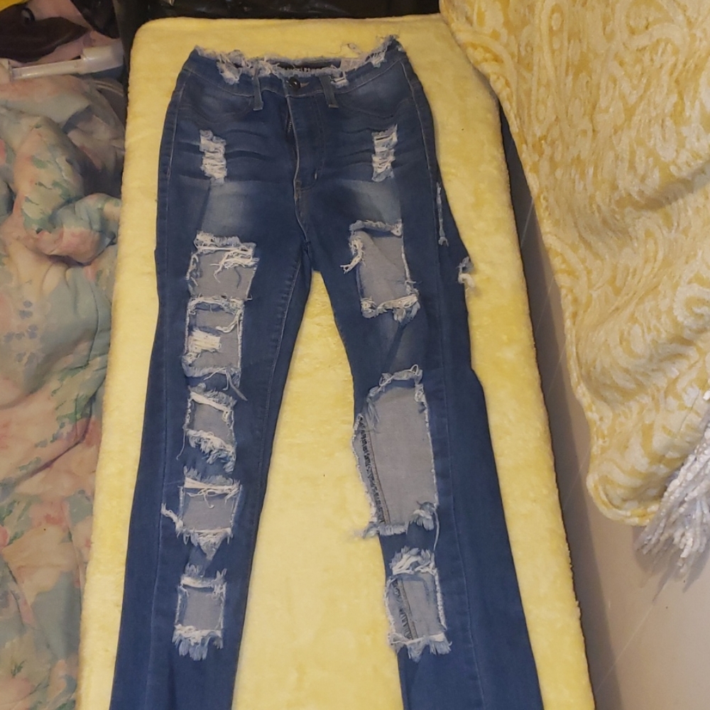 Fashion Nove Jeans